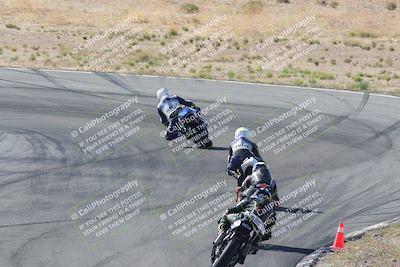 media/Apr-20-2025-AHRMA (Sun) [[393a79c373]]/Race/Group 11 early race/Turn 4b/